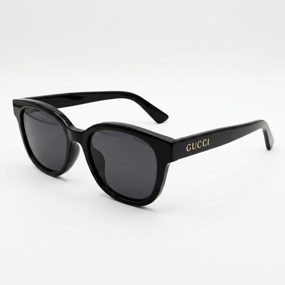 Gucci GG1797SK 001 in Black / Gold